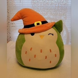 Original Squishmellow  Owl Halloween 🎃 plush pillow. 16" x 14"